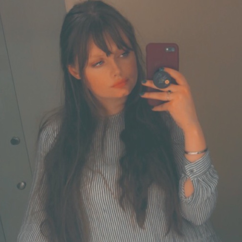 Meet your Posher, Kayla
